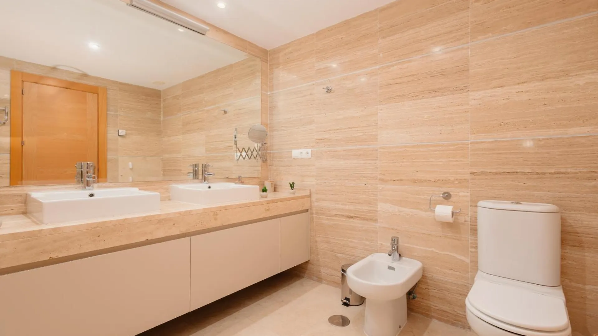 Beautiful Apartment In Benahavis, Marbella Estepona