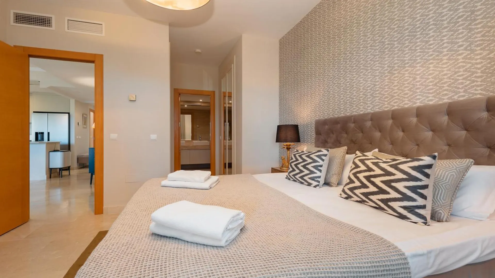 Beautiful Apartment In Benahavis, Marbella Estepona